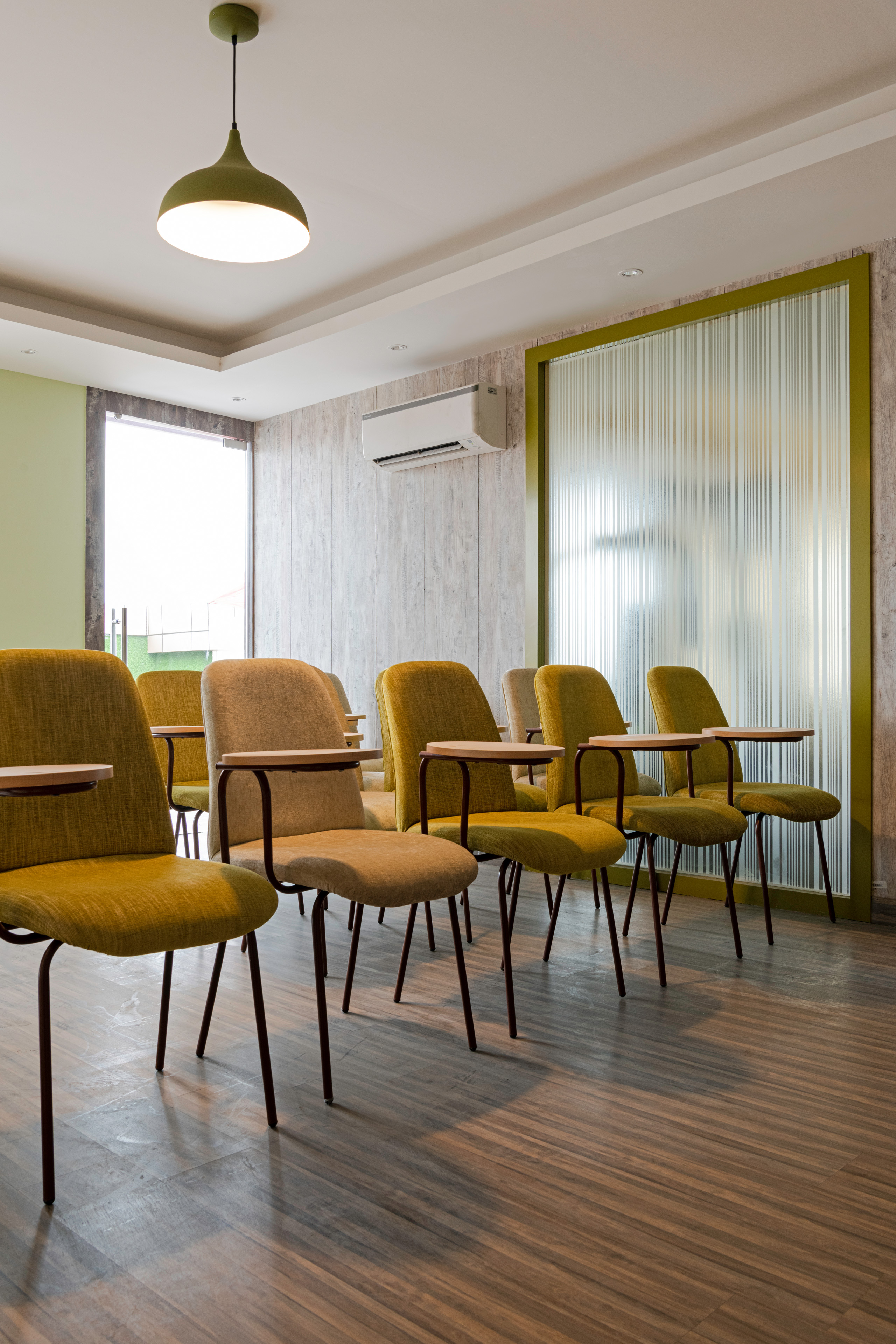 色彩碰撞 · Workwings Co Working丨印度丨Studio Meraki-30