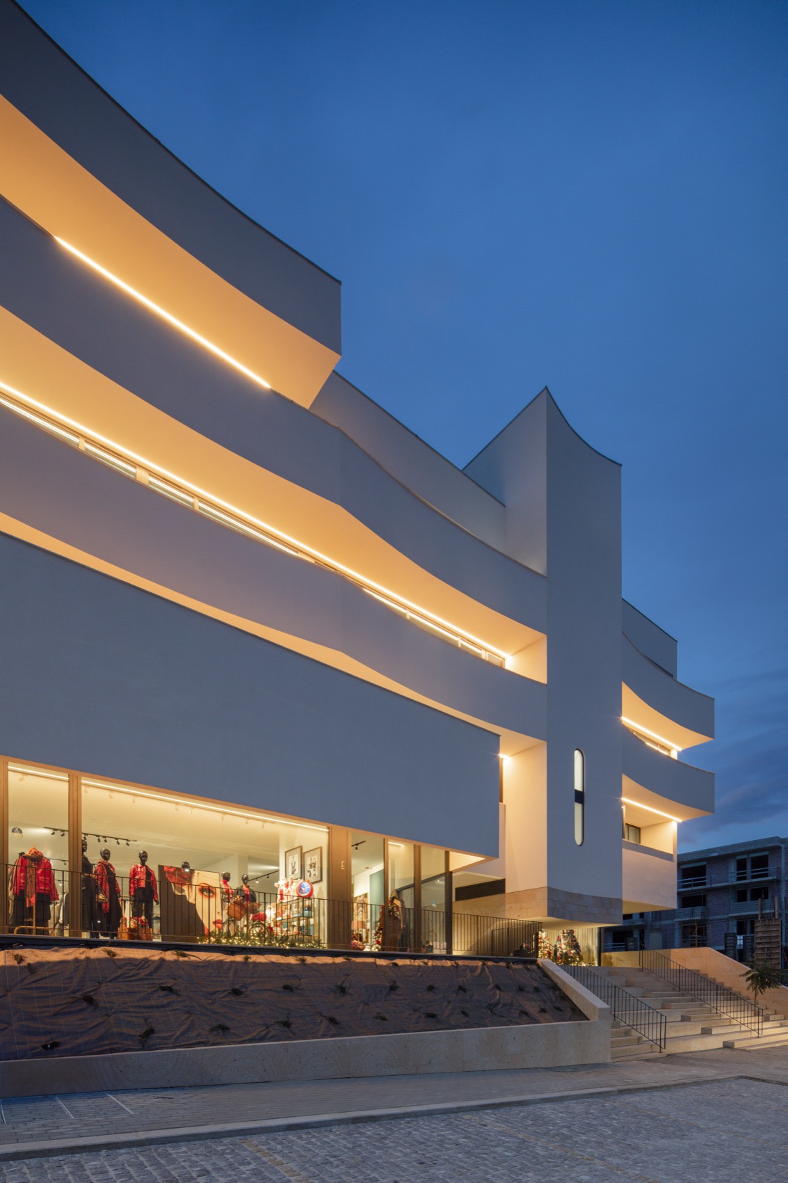 AURORA 10 住宅楼丨葡萄牙丨Tiago do Vale Architects-97