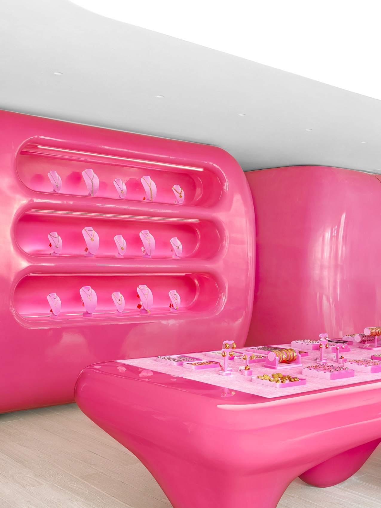 &Viva la Vika · Chou·&精品店丨Elena Lokastova @Lokastova_Elena-24