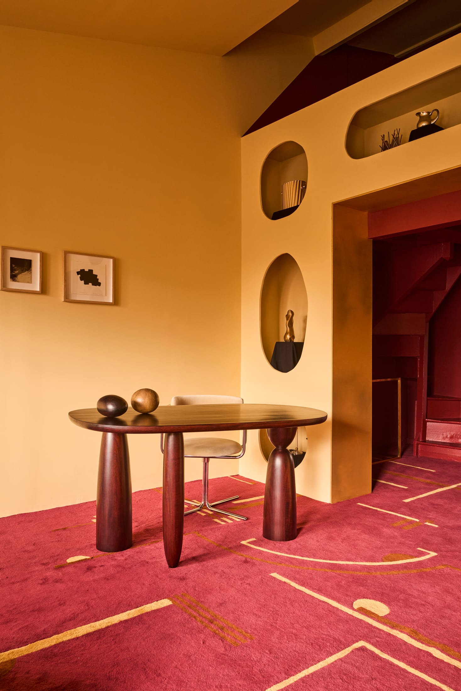 巴黎传奇跳蚤市场办公室改造为策展展厅丨法国巴黎-0