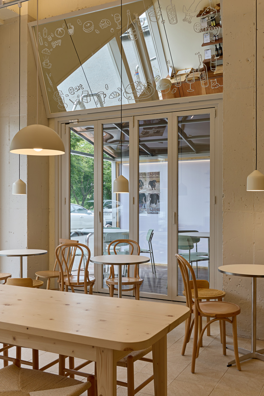 18 坪白色与木质调的休闲 Brunch 咖啡厅设计-15