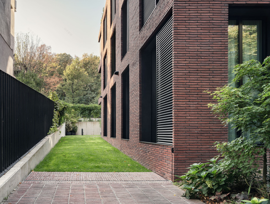 旭日草地之屋丨保加利亚丨I,O architects-34