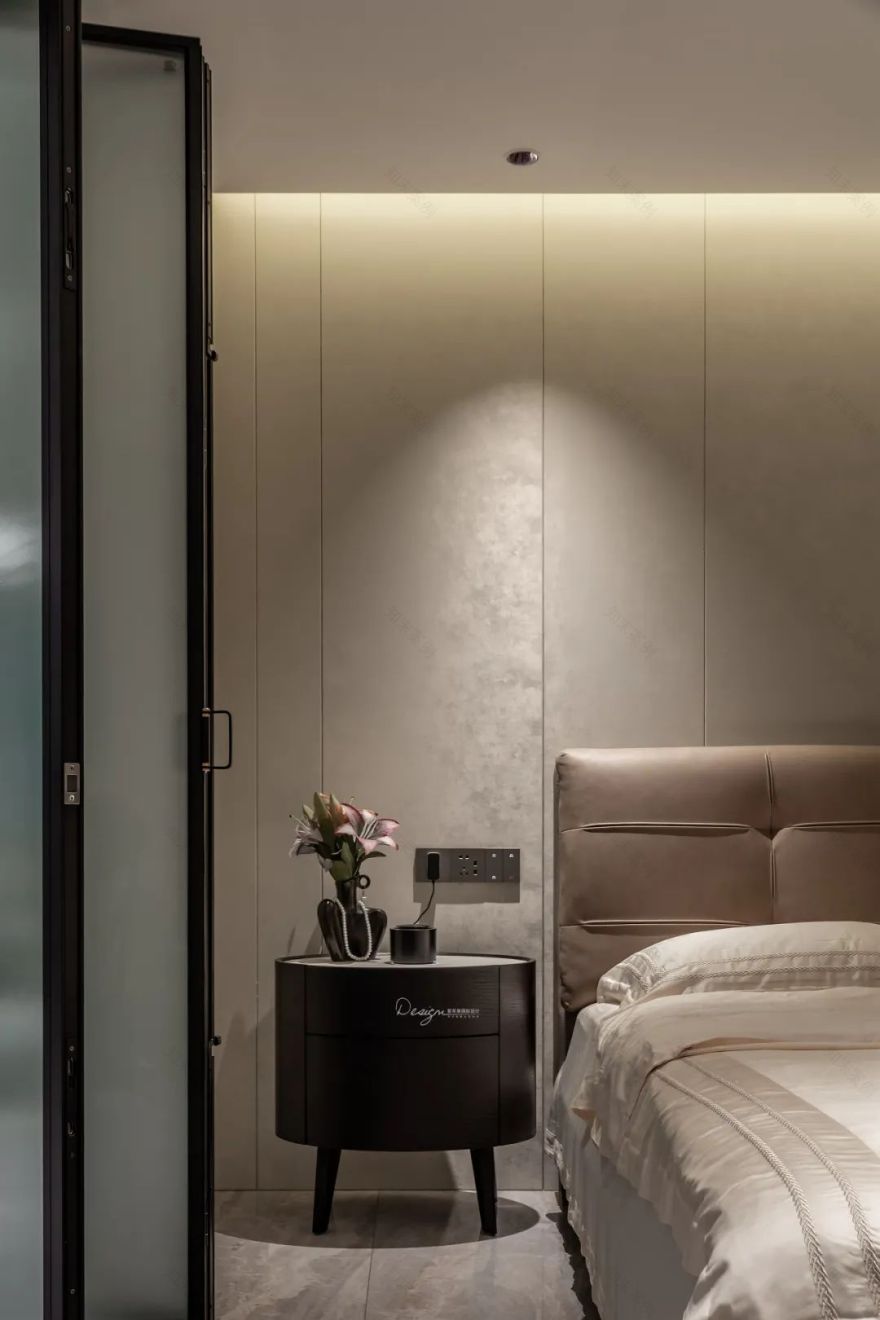 现代时尚的 280㎡小院私宅丨罗太翔,于倩-79