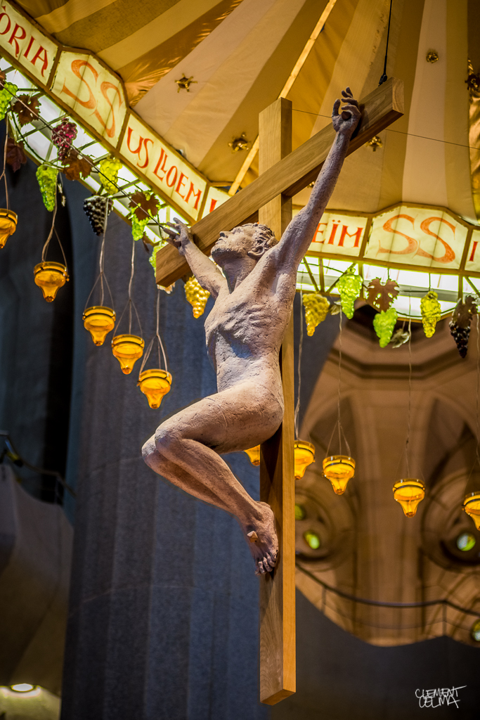 圣家堂（Sagrada Familia）天花板设计丨西班牙巴塞罗那丨安东尼·高迪（Antoni Gaudí）等-12