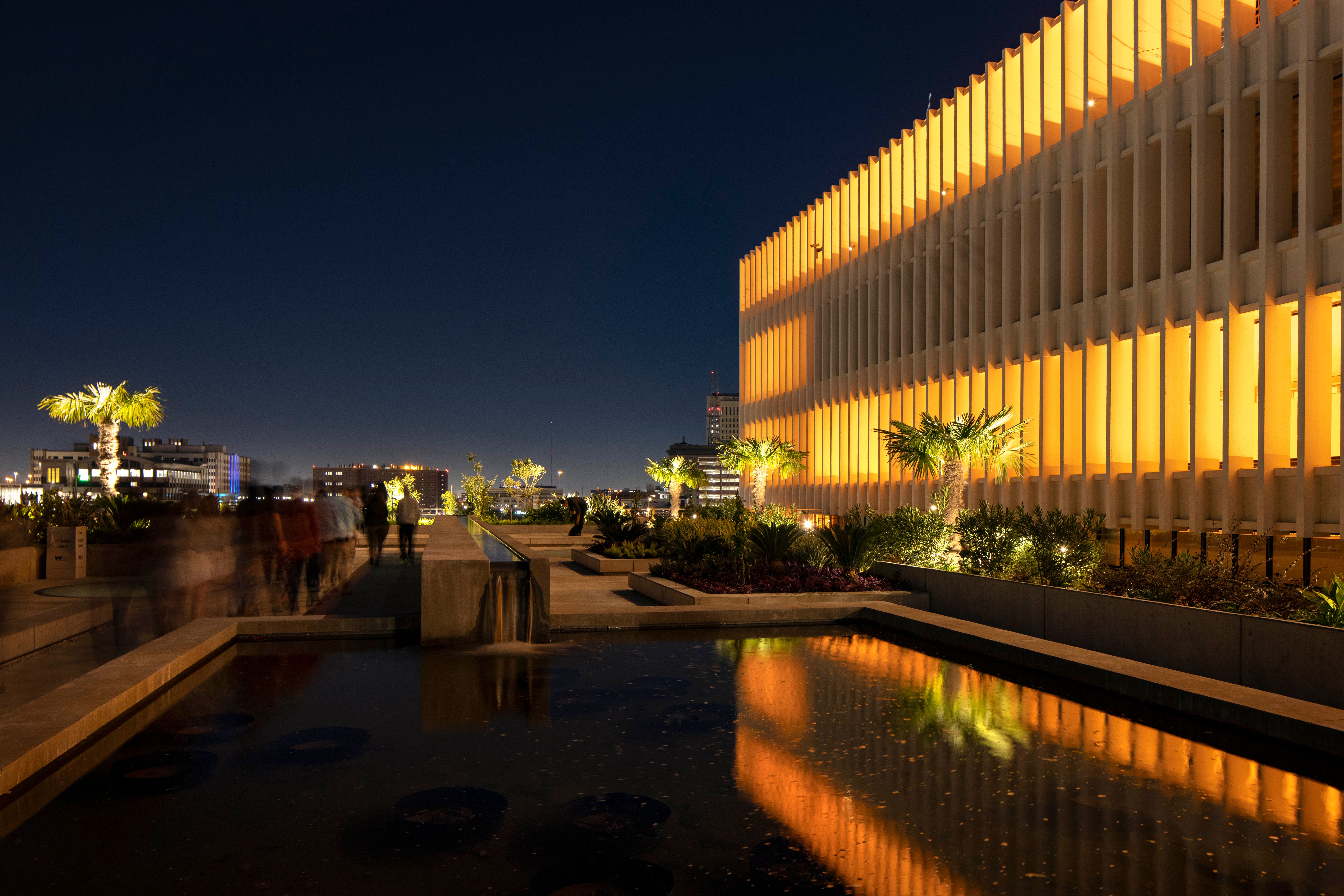 绿色洪水防护下的美国休斯顿仓库改造-33