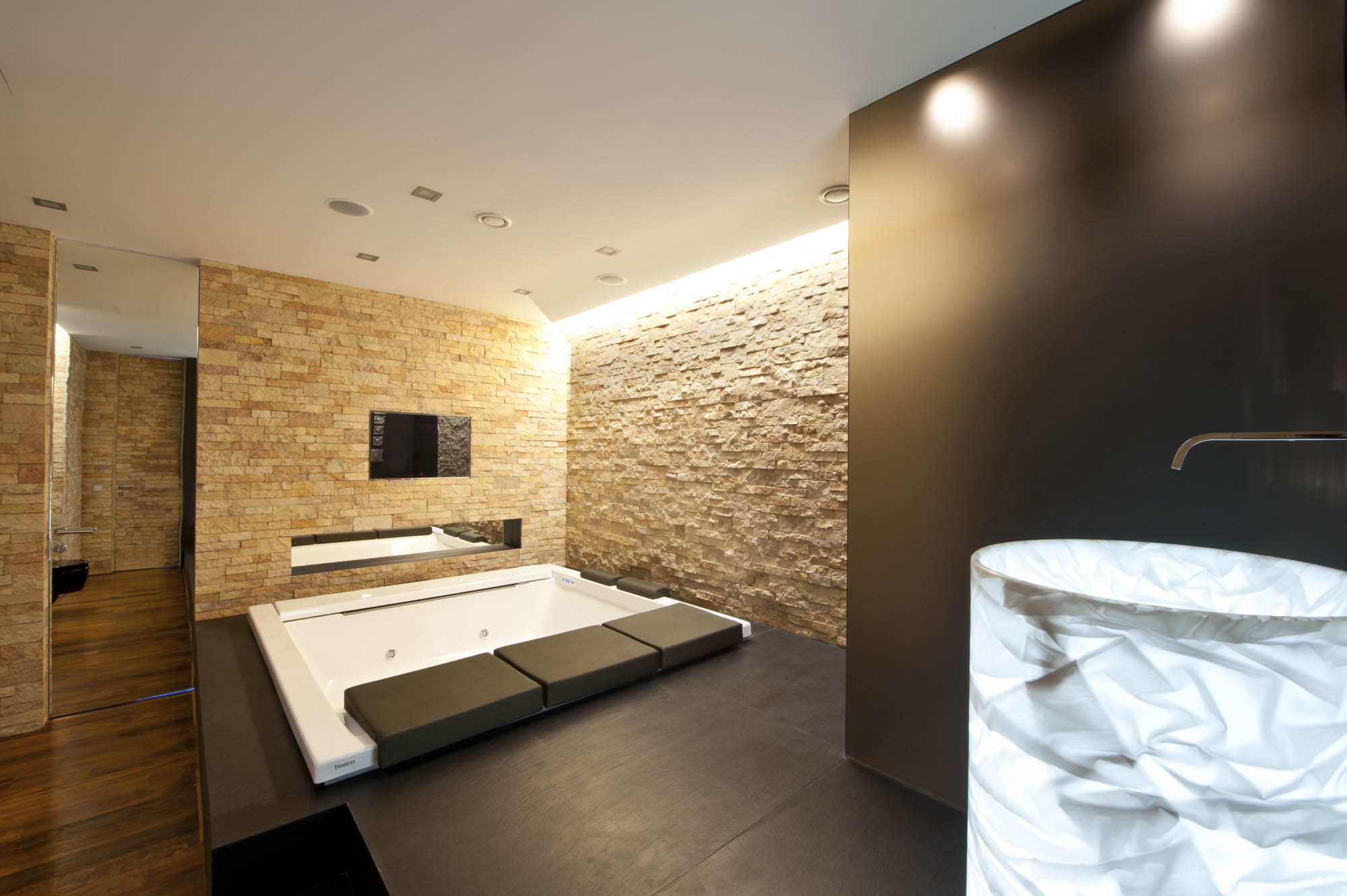 The interiors of the apartment 160 m on Leninsky Prospekt Alexandra Fedorova-11