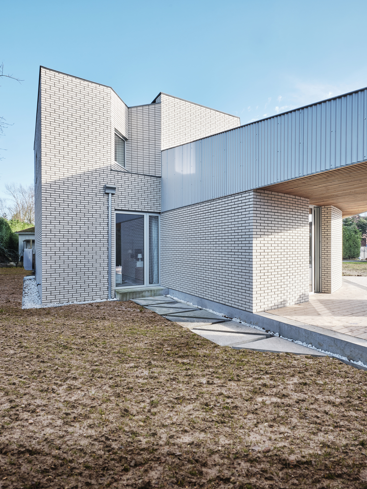 三角之家——灵动空间与自然的和谐共舞-28