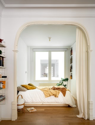 旧城公寓的现代翻新 | 开放式布局与环保元素的融合-21