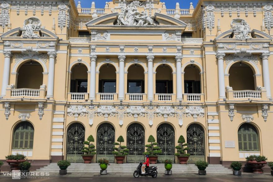 融合法式建筑特色的胡志明市地标建筑-2