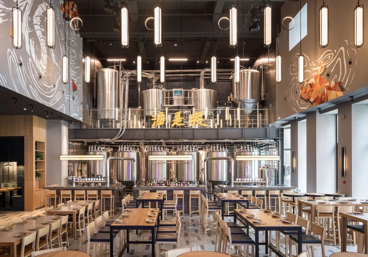 新作 | Oh Yeah 熬夜酒厂北京国贸店-挑战硬朗工业风的精酿啤酒吧-45