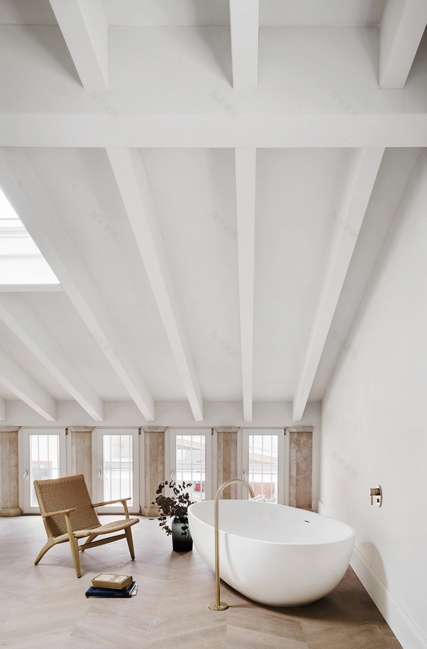 历史与现代的完美融合 | OHLAB 翻新西班牙帕尔马老城区住宅楼-31