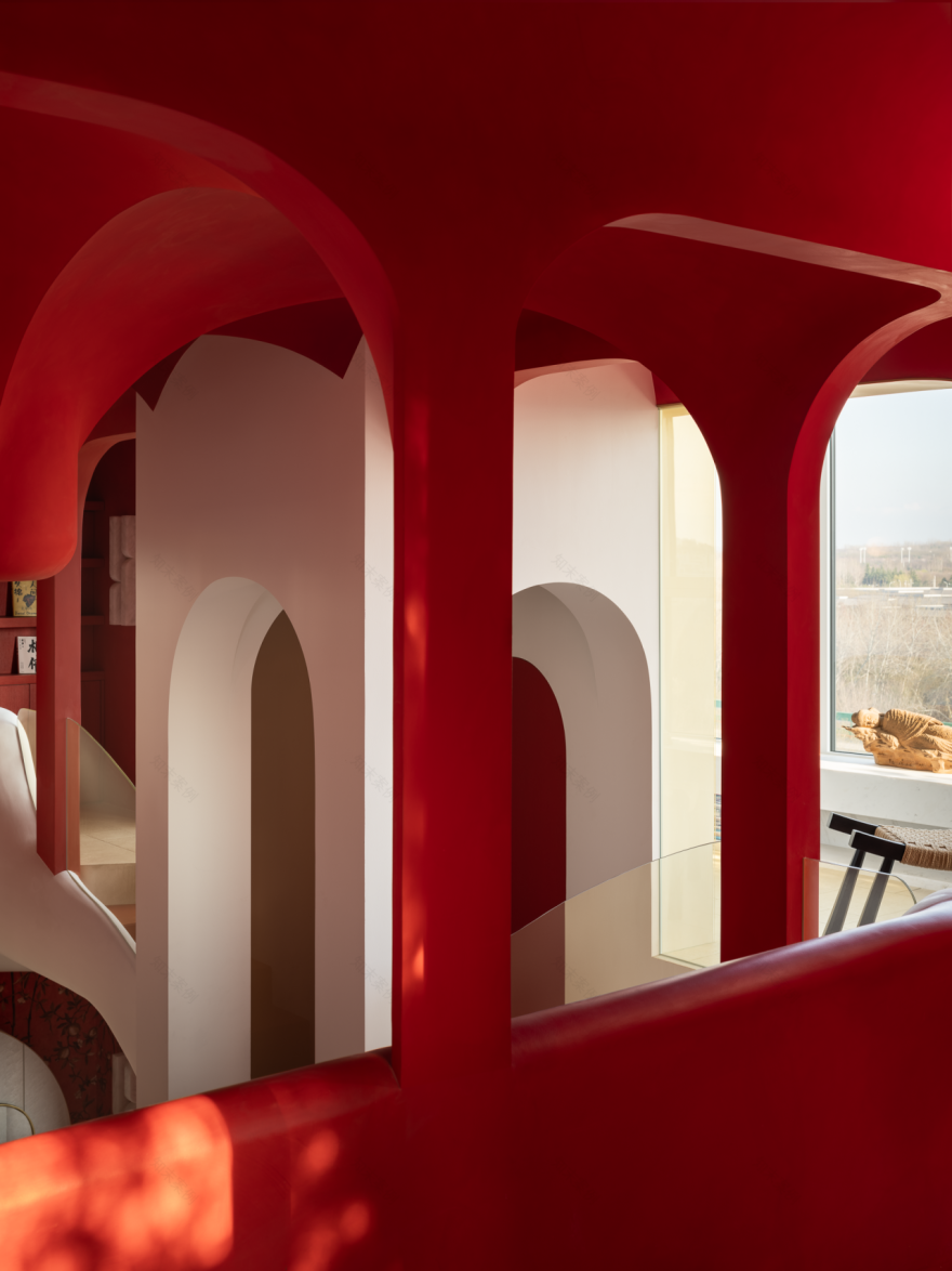 红色爆烈美学,西安大女主给自己的生活独奏剧场-34