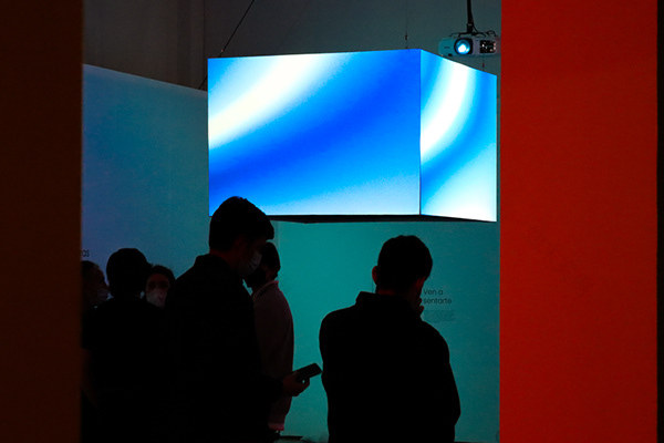 回声,一座城市的反射(注:refle·os推测应为reflejos,西班牙语反射、反响之意) -36