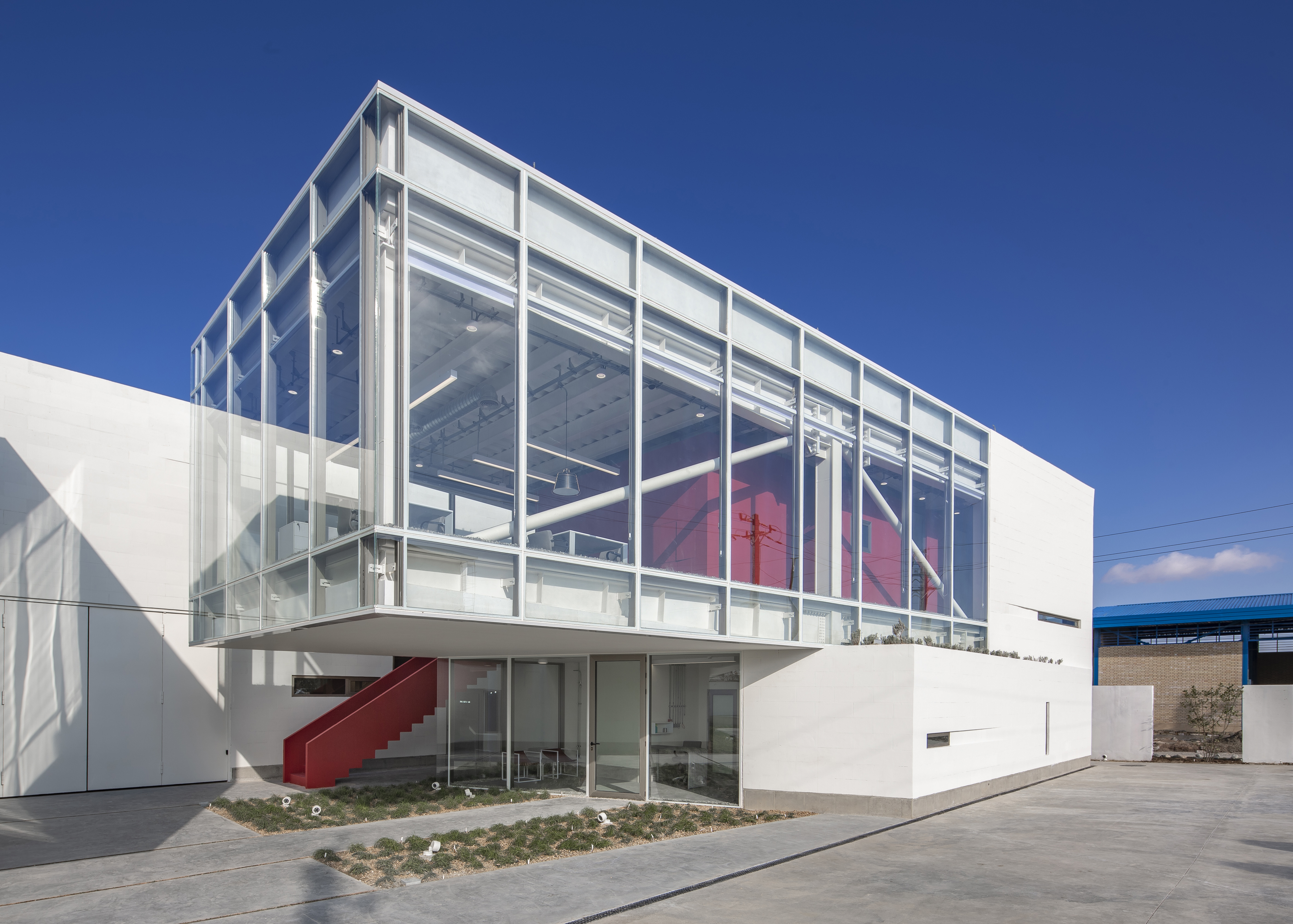 伊朗 Shamim 聚合物工厂丨Davood Boroojeni Office-36