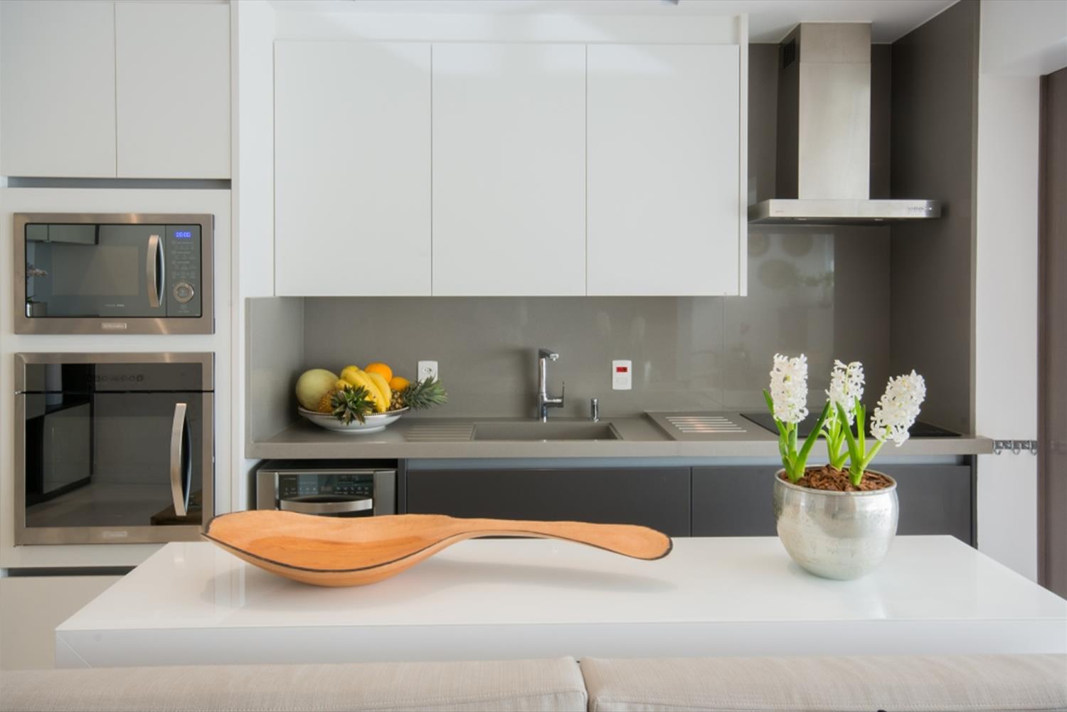 巴西 Studio Pinheiros 公寓 | 创新空间设计与功能性兼备-8