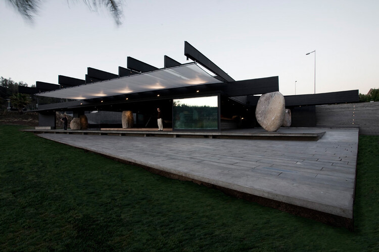 圣地亚哥建筑城丨智利圣地亚哥-30