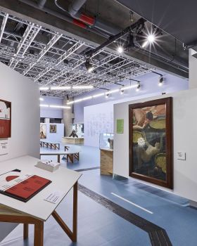 巴西圣保罗 Sesc 24 de Maio 现代艺术展览设计丨Juliana Godoy,gru.a