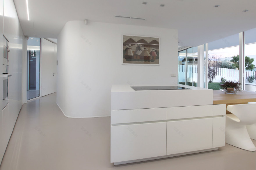 弧形泳池住宅-24