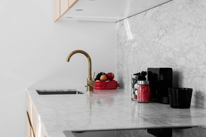 斯德哥尔摩 43 平米开放式公寓，设计巧藏卧室-6