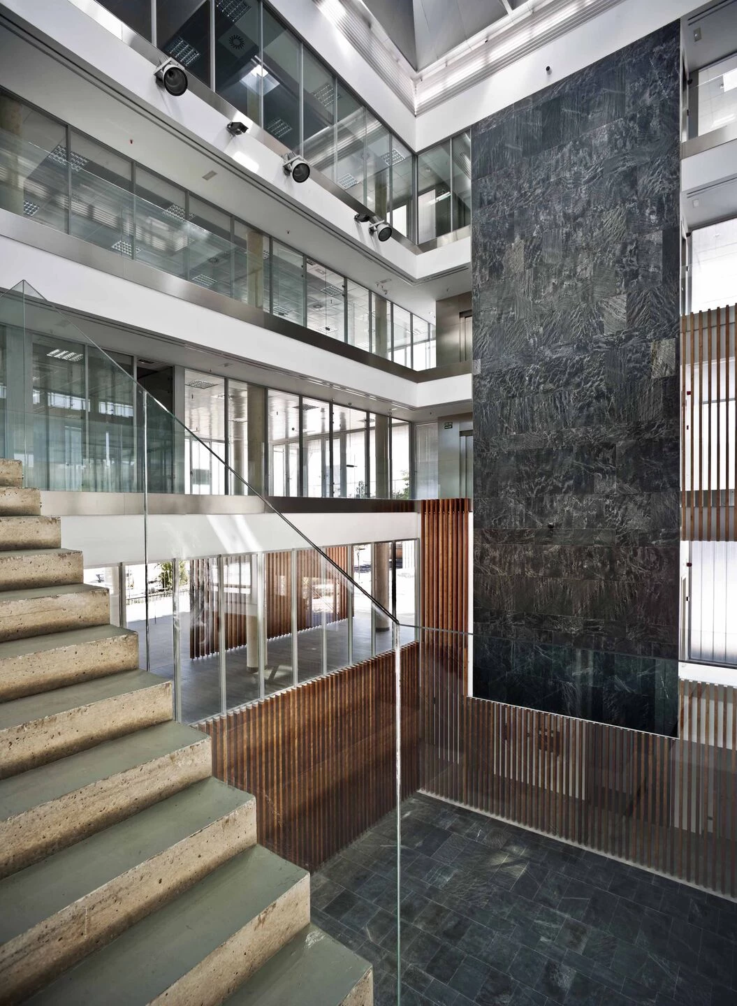 FuencarralEl Pardo 警察局丨西班牙马德里丨Voluar Arquitectura-30