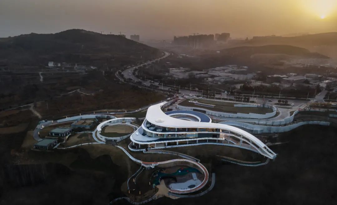 新东润云麓之城城市会客厅丨中国郑州-23