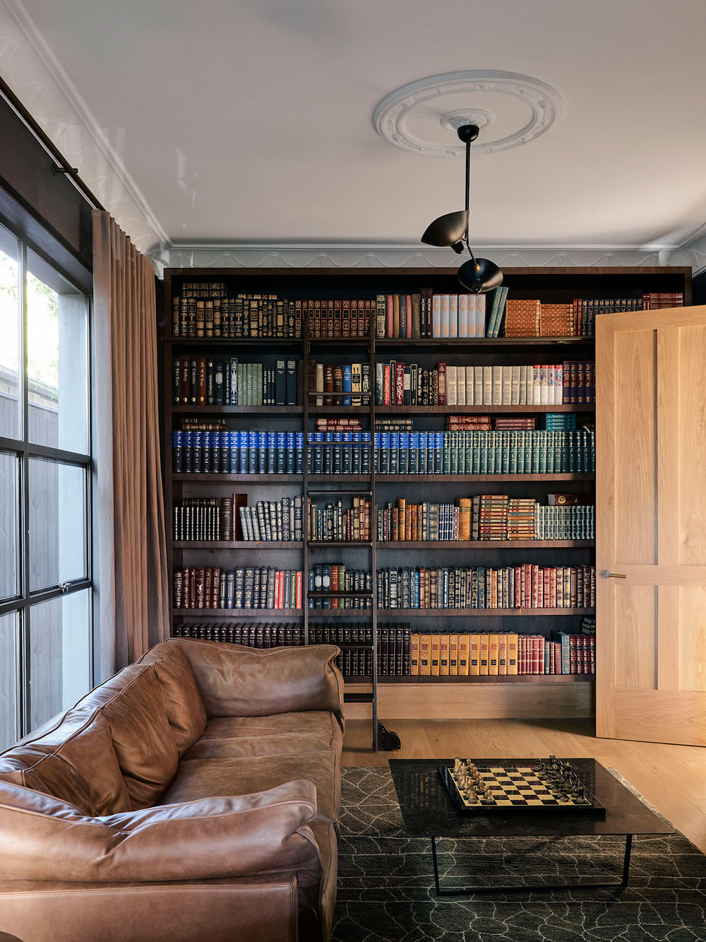 圆顶天窗与大理石厨房 | 悉尼 1930 年代住宅的翻新魅力-13