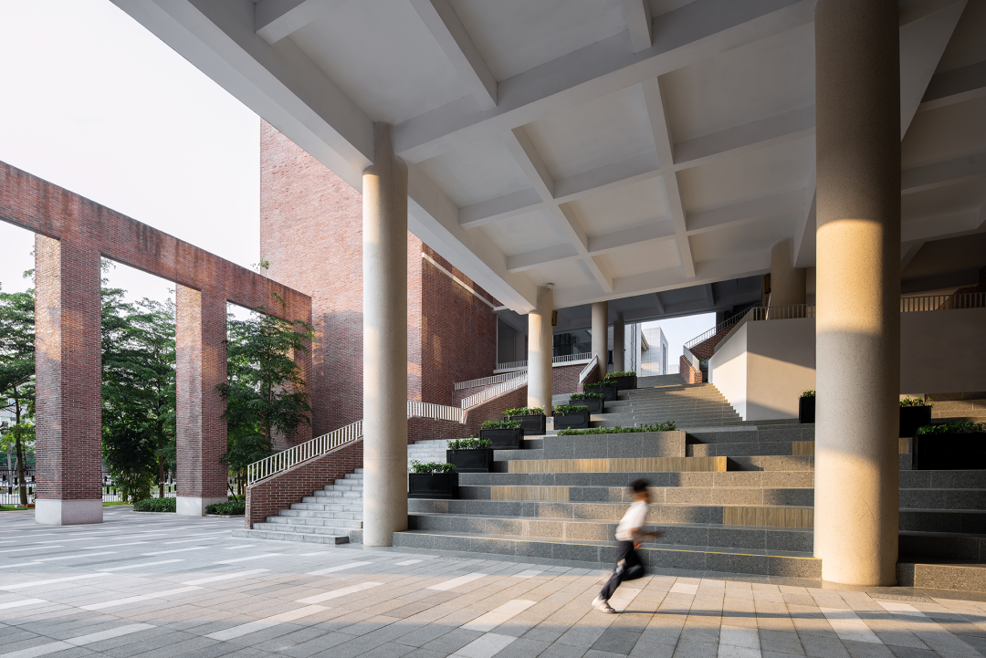 惠州宏华学校8号楼丨中国惠州丨柏涛建筑-39