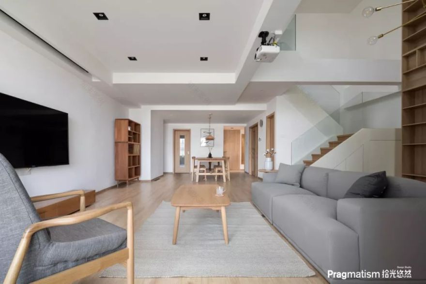 成都 300 平米跃层私宅设计,功能强大且明亮简洁-39