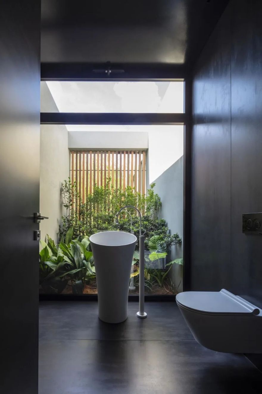 以色列北部私人别墅 | 绿色环保与空间惊喜的完美结合-33