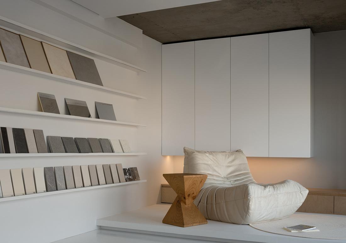 白色空间工作室设计-74