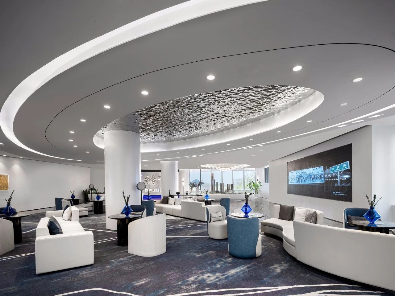 武汉越秀金融汇售楼处丨中国武汉丨JV DESIGN 深圳维捷设计-11