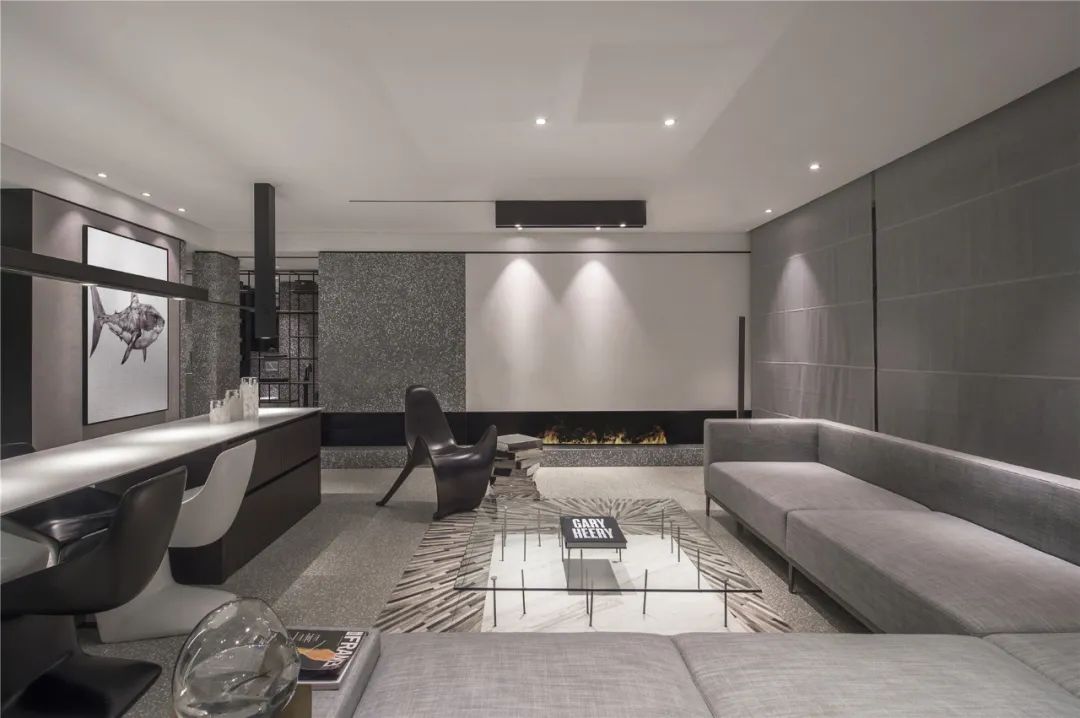 鲨鱼眼中极致黑白丨杨星滨-18