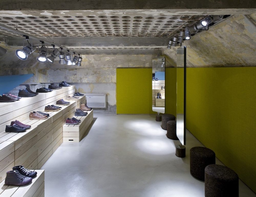 博洛尼亚CAMPER专卖店-5