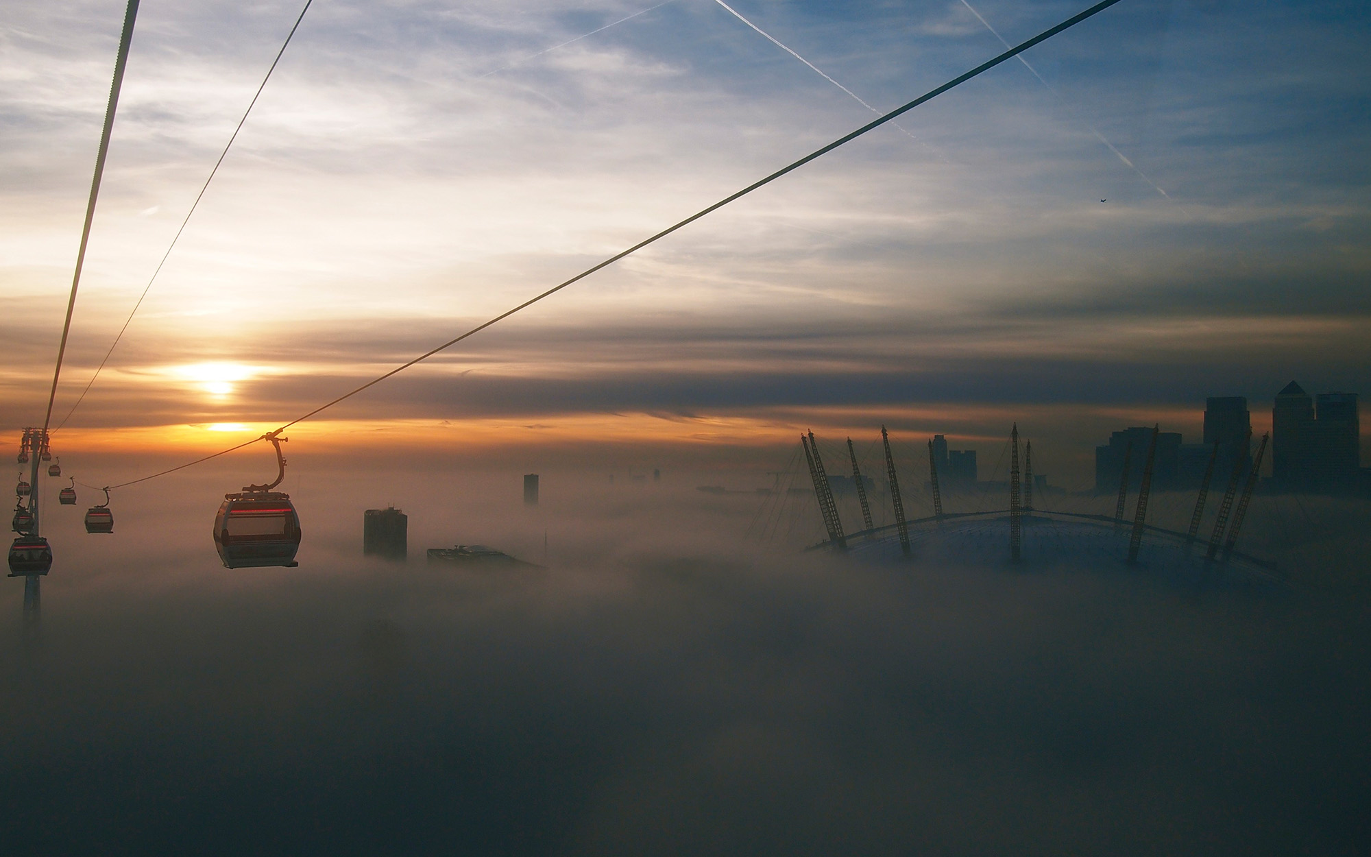 
                    Emirates Air Line Cable Car
                -1