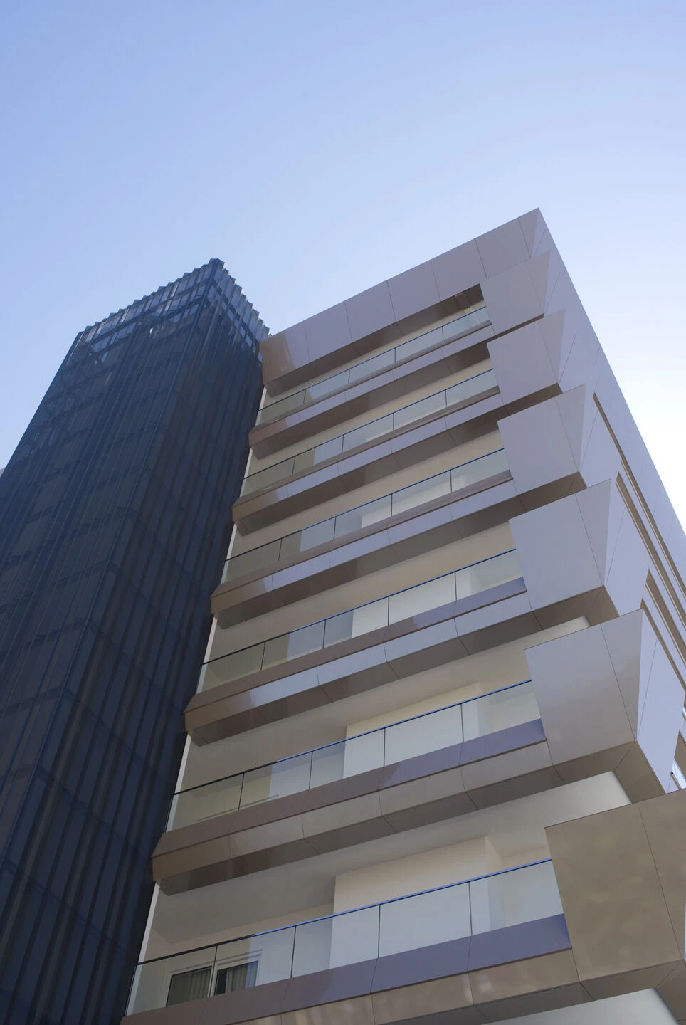 有机几何的魅力 | 西班牙 Hotel Helios 酒店设计-25