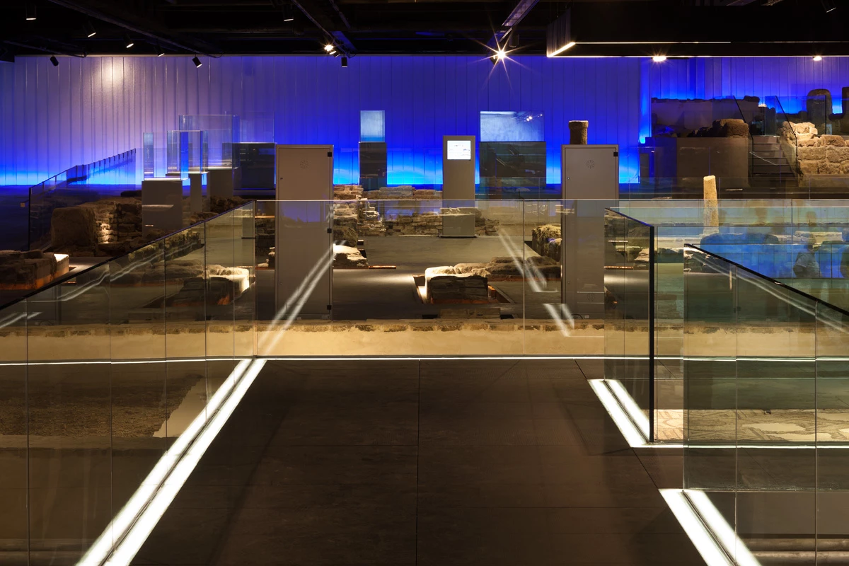 西班牙塞维利亚地下考古博物馆·“无界空间”的创意设计-16