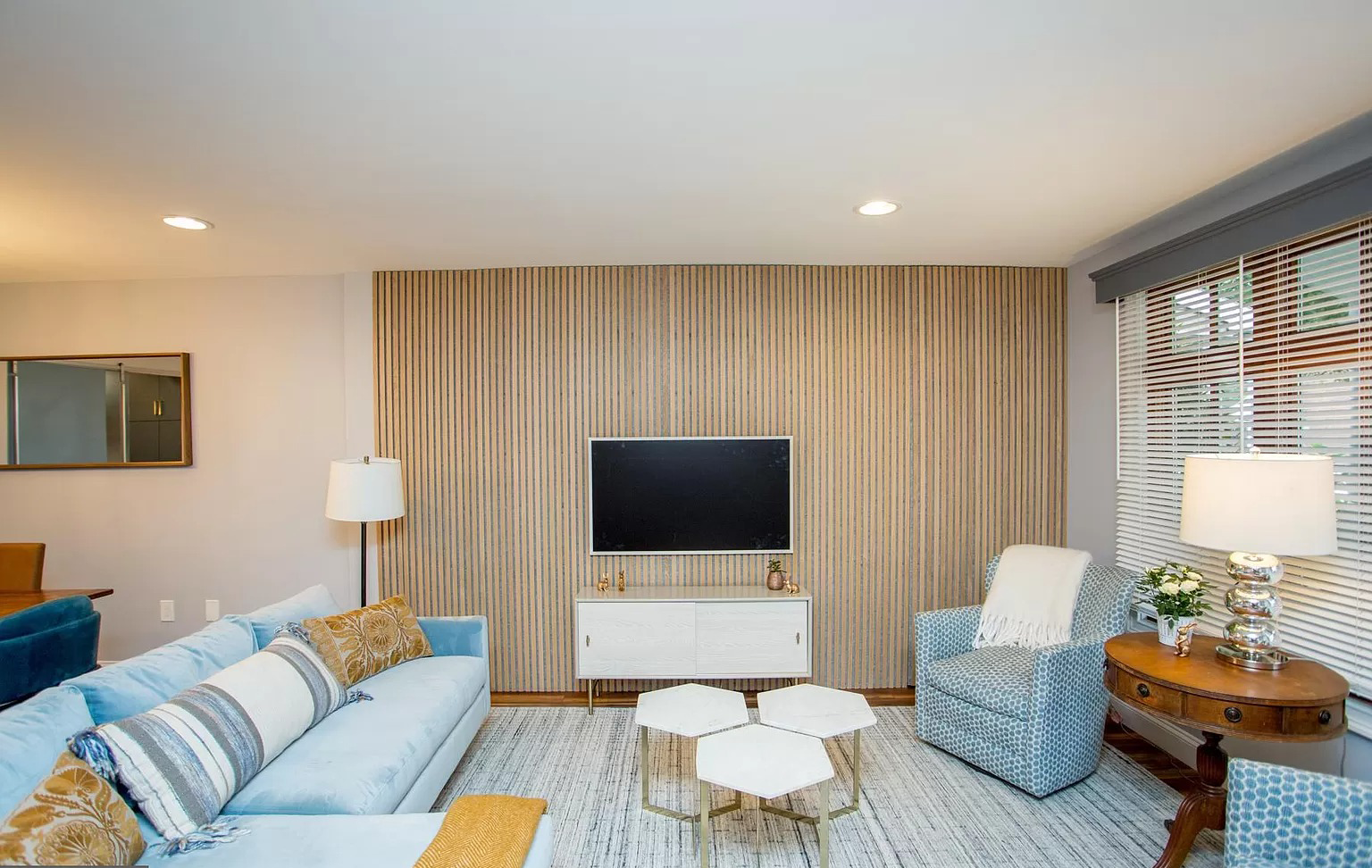 现代爱彼迎室内设计丨美国丨EF Architectural Design Studio-17