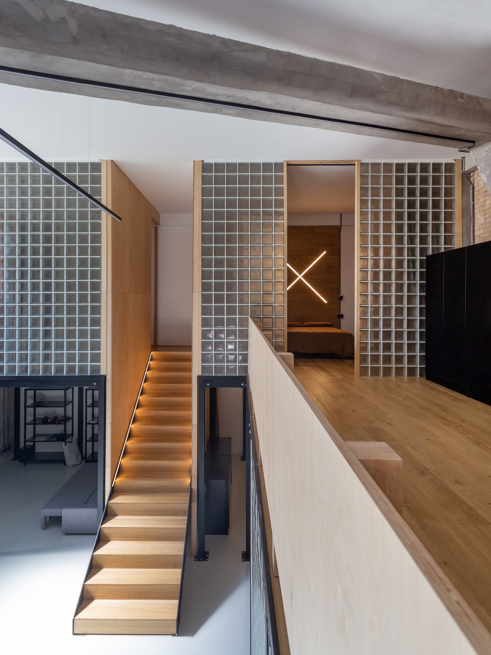 托斯卡纳旧工厂改造为工业风家庭住宅丨Alessandra Bartali-49