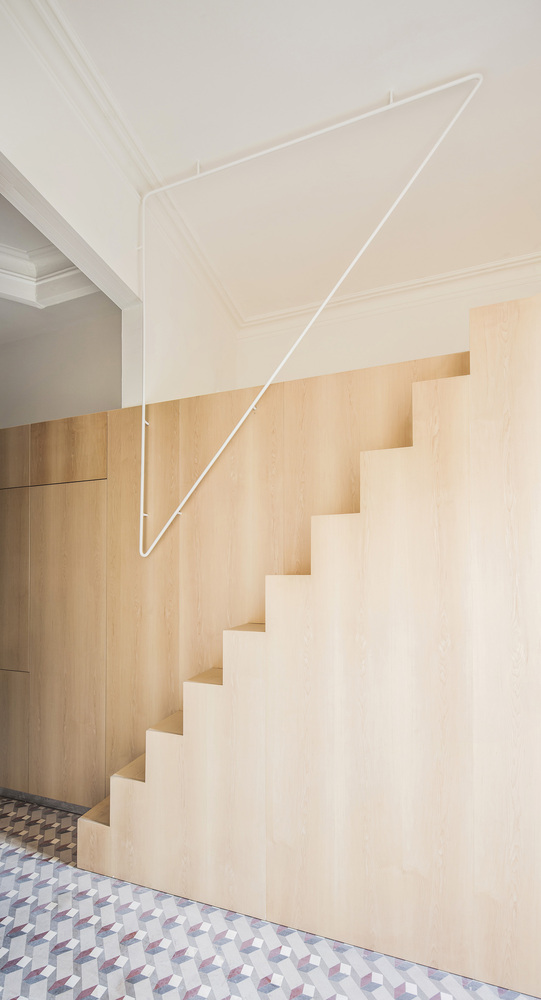 巴塞罗那角落公寓的灵活改造-29