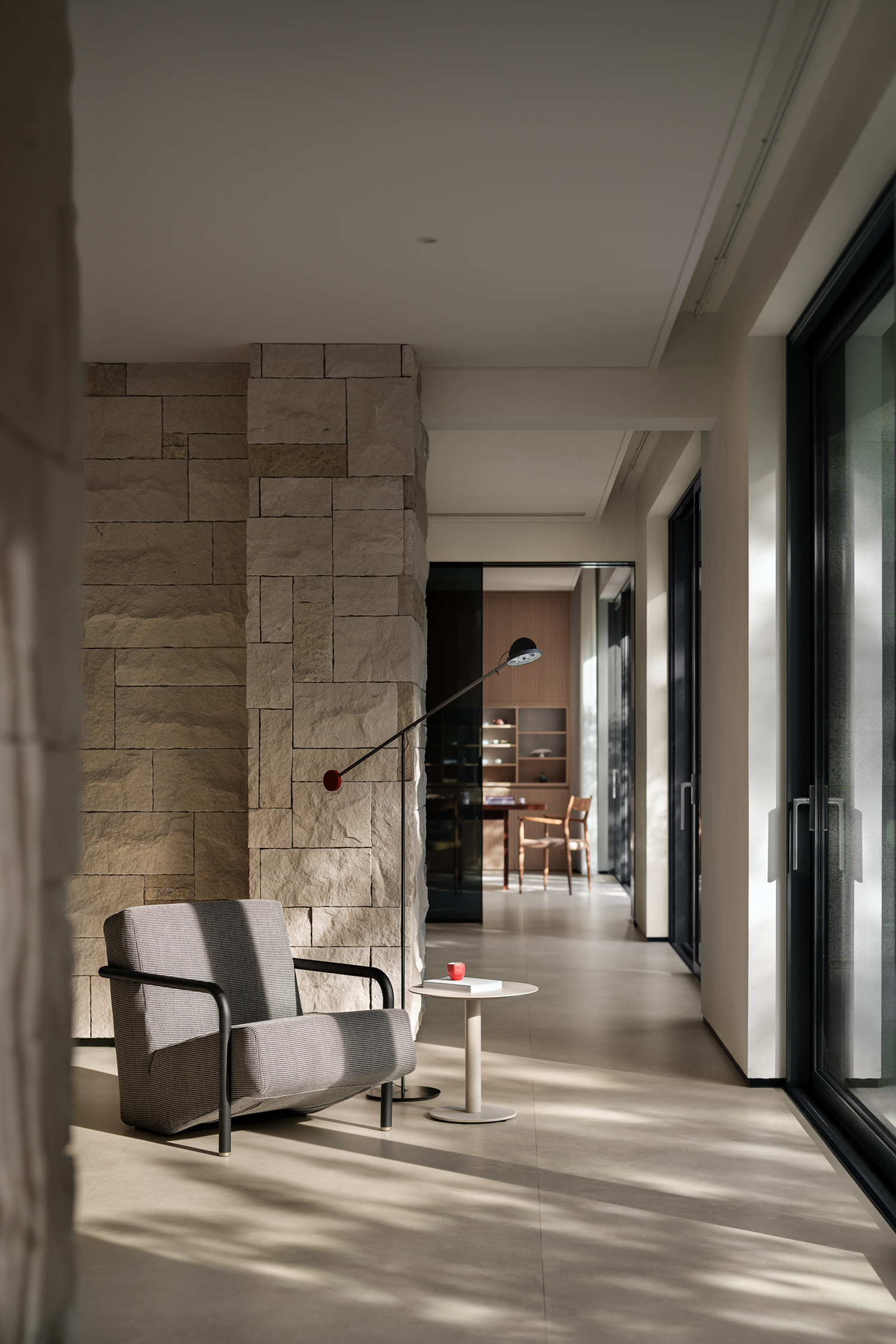 重庆1500㎡湖畔别墅丨中国重庆丨马艾洋室内设计事务所-42