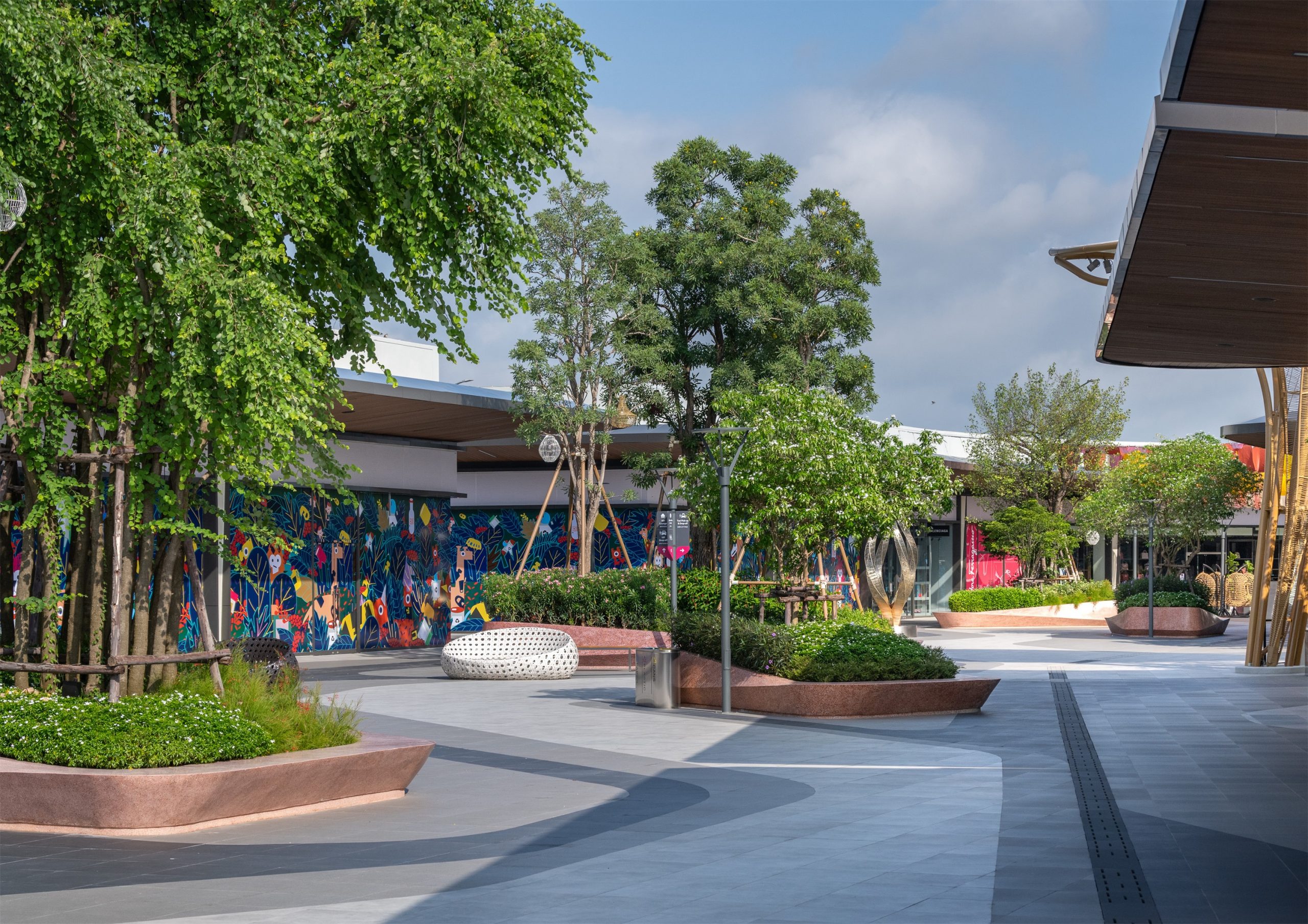 曼谷暹罗奥特莱斯商业景观 / Landscape Collaboration-6