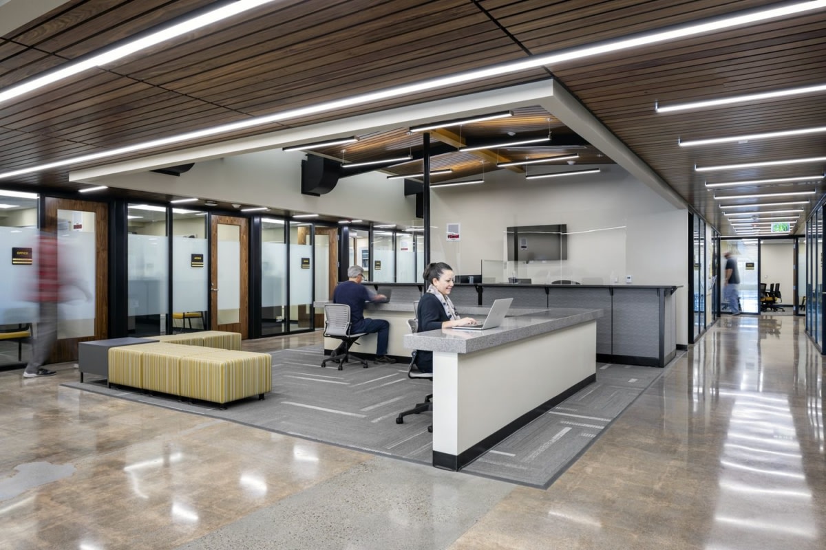 加州埃尔卡皮坦中学教学楼翻新丨HED-9