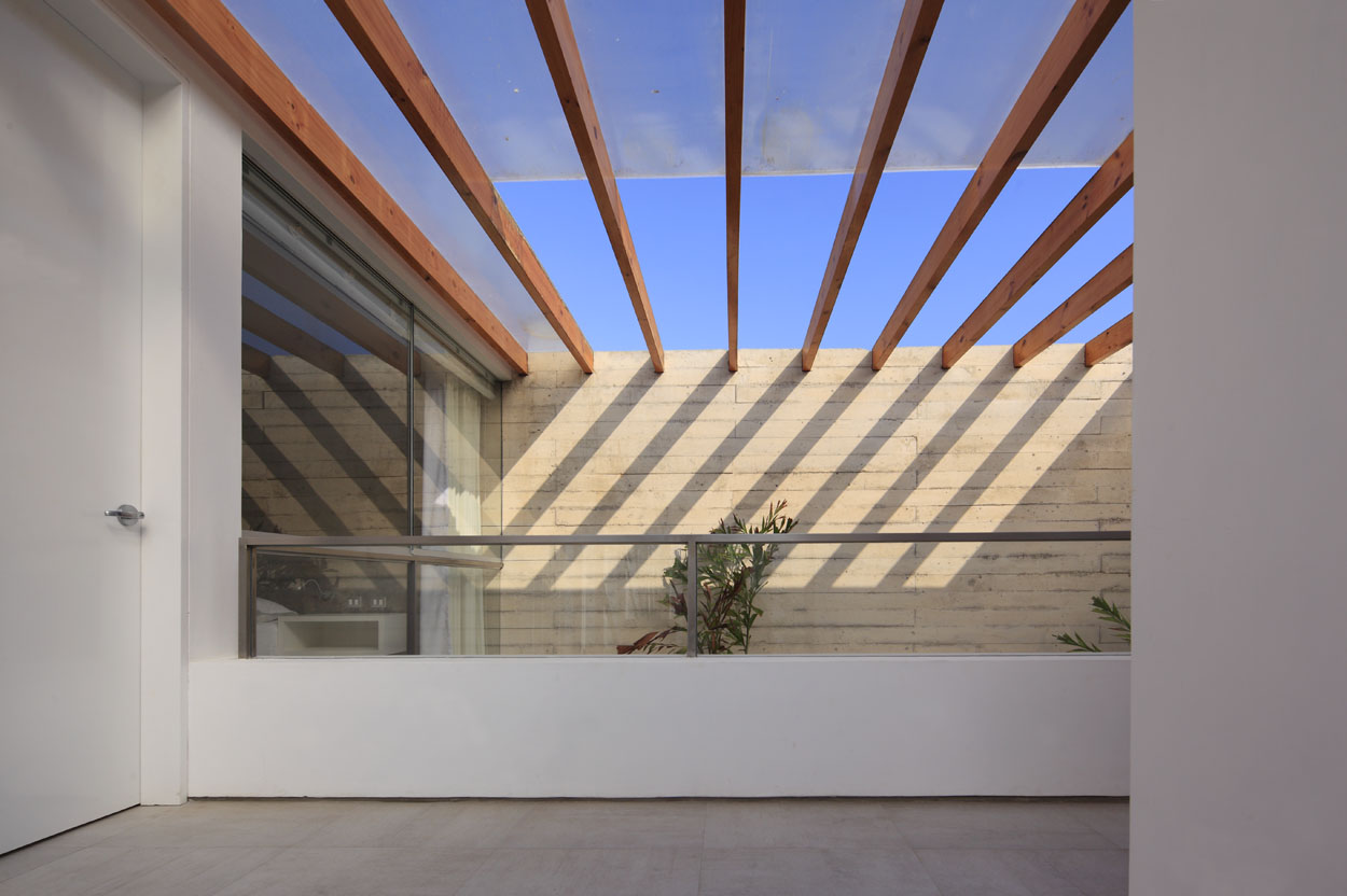 白盒子中的垂直生活-45