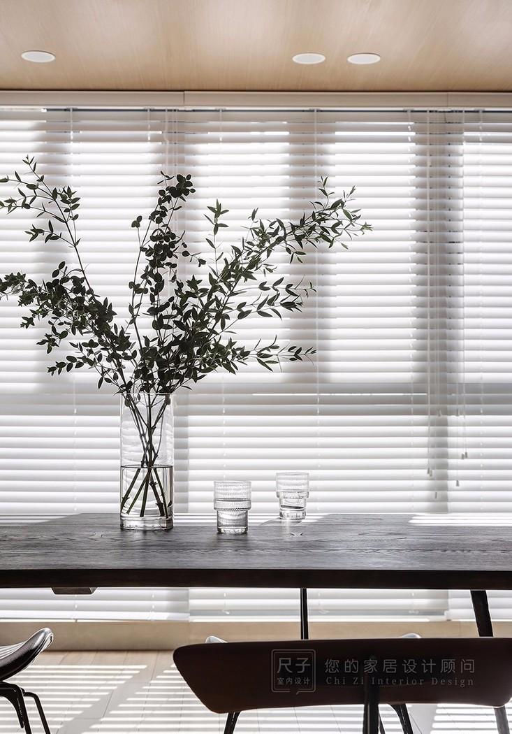 平层空间光影艺术,温柔木色演绎现代生活-13