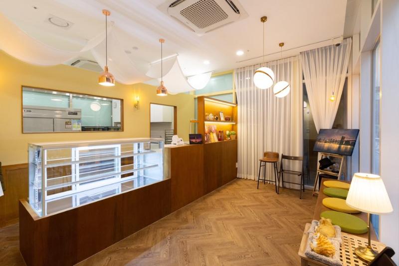 十平米温馨糖果店，简约设计展现精致氛围-3