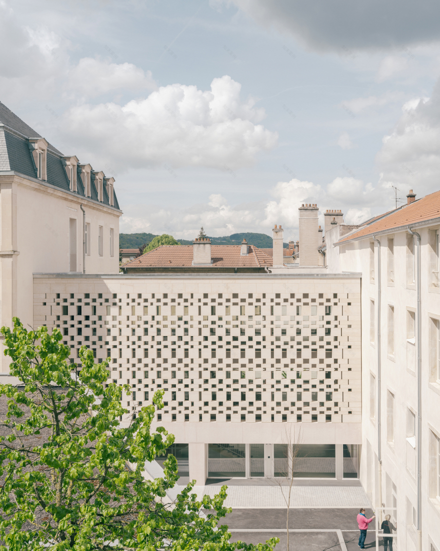 European University Center Refurbishment and Modernization / Agence Vulcano-Gibello-36