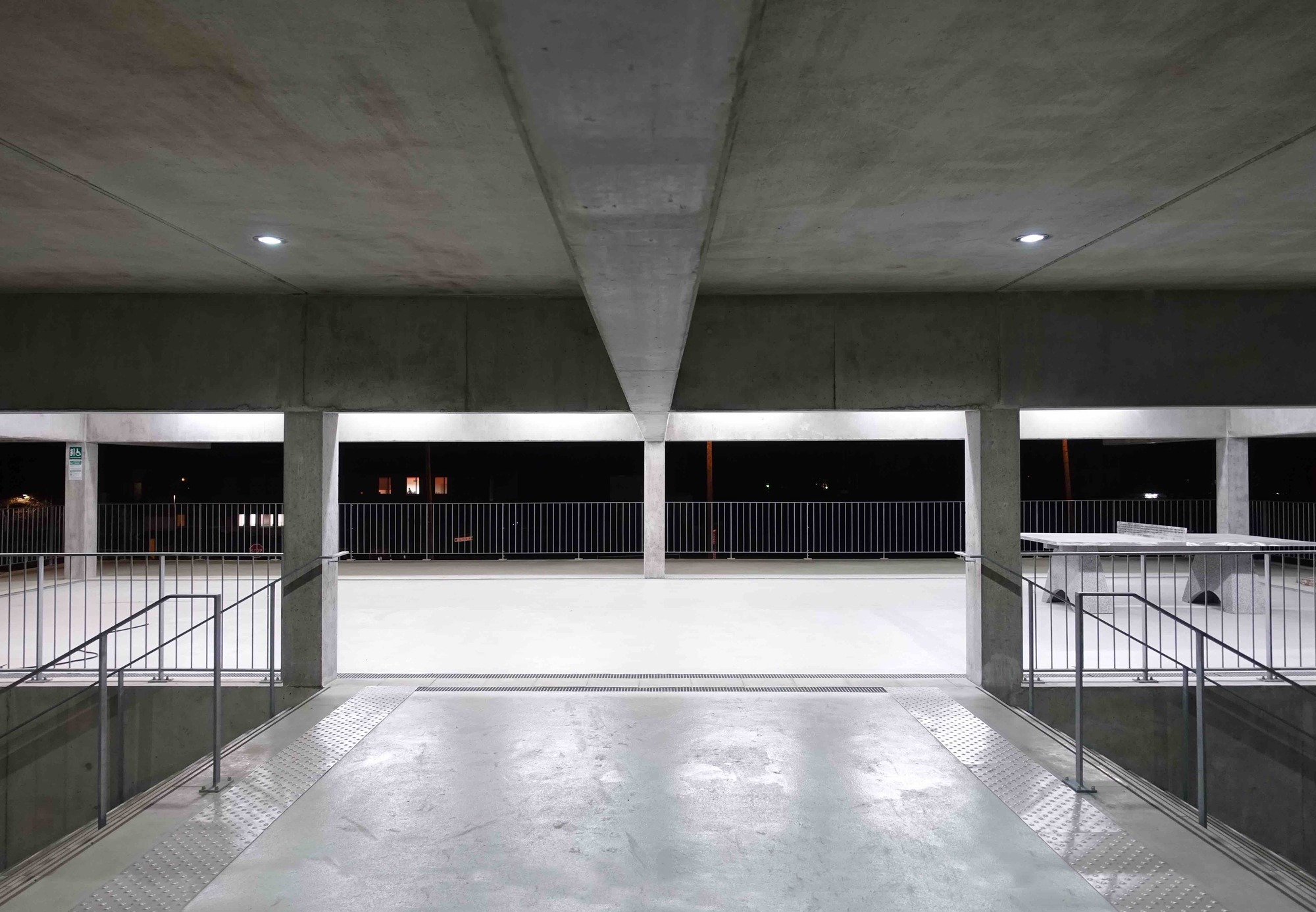 公共冷却器 | 巴黎萨克莱新校区的共享空间-17