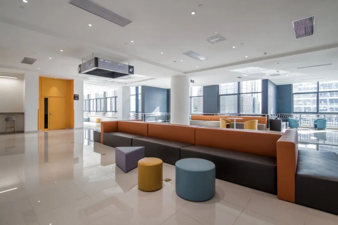 北京外国语大学佛山研究生分院 | 国际化共享空间设计-16