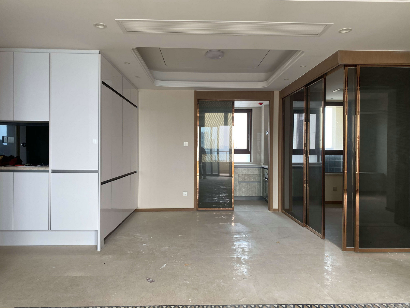 鲁能公馆气质简约之家,设计师巧妙改造精装房-35