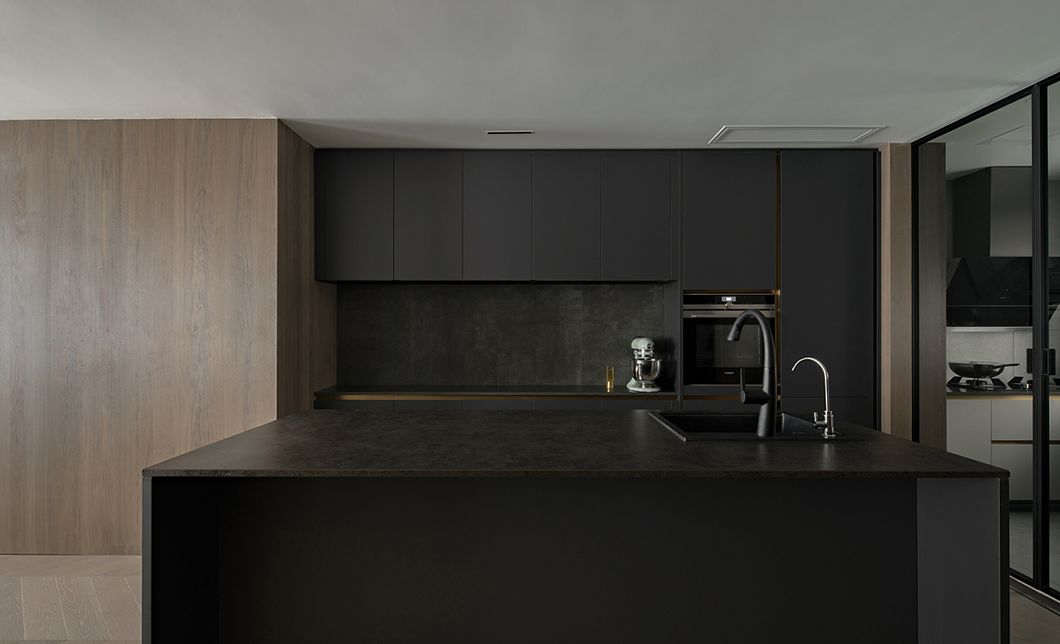 极简黑白灰,构建现代雅奢空间-93